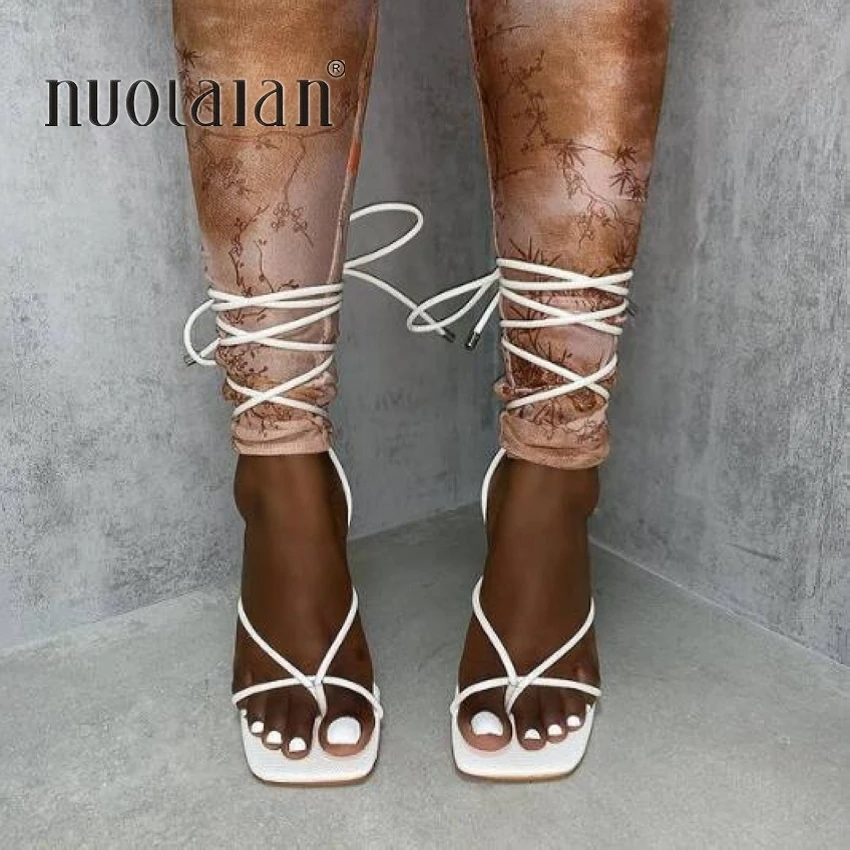 2021 г. Летние белые и черные женские босоножки модные туфли на высоком каблуке с
