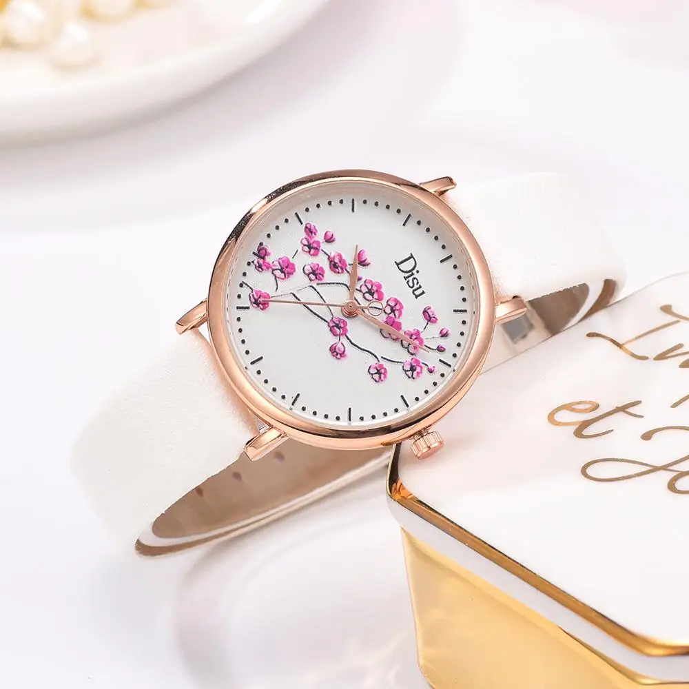 Часы женские кварцевые с кожаным ремешком модные романтичные повседневные