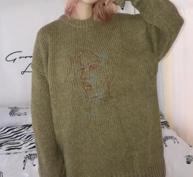 

New round neck loose character embroidered rabbit fur knitted sweater