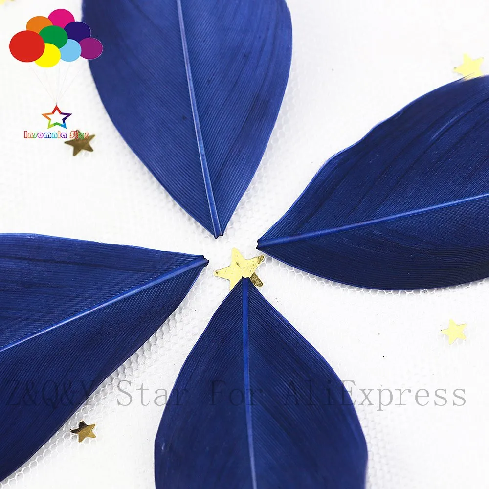 Натуральное гусиное перо 5-9 см 100 шт. окрашенное темно-синее украшение сделай сам