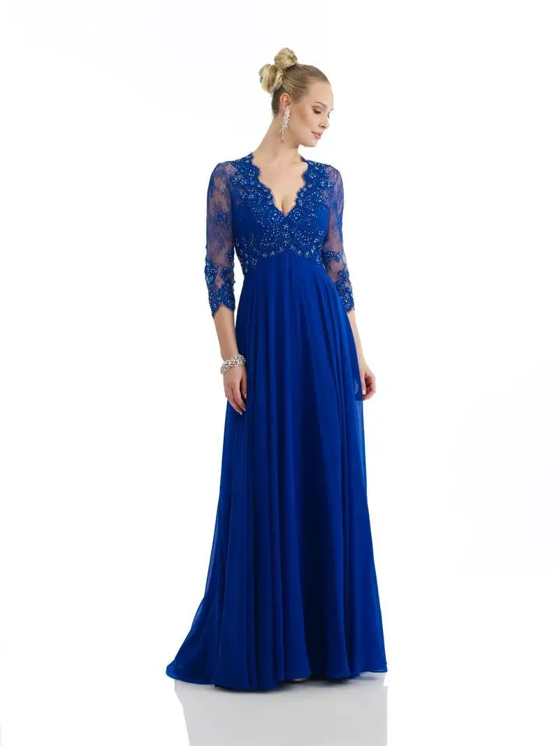

2022 Elegant Royal Blue Lace Long Mother of the Bride Dress Plus Size with 3/4 Sleeve Sexy Sheer V Neck Formal Party Wear Lady