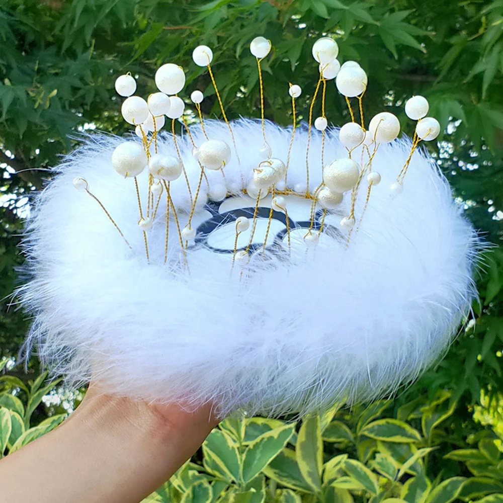 Нескользящий коврик с большими перьями и жемчугом Нескользящая подушка