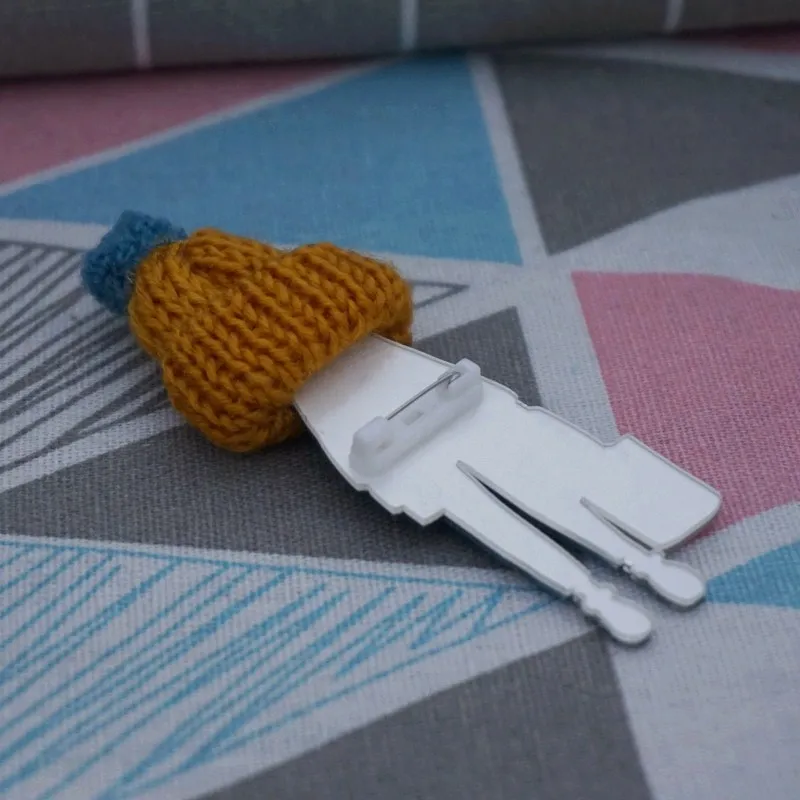 

Fashion Brooch Pins for Woman Girls Brooches Cartoon Models Acrylic Brooches Kawaii Clothing Jewelry Accessories