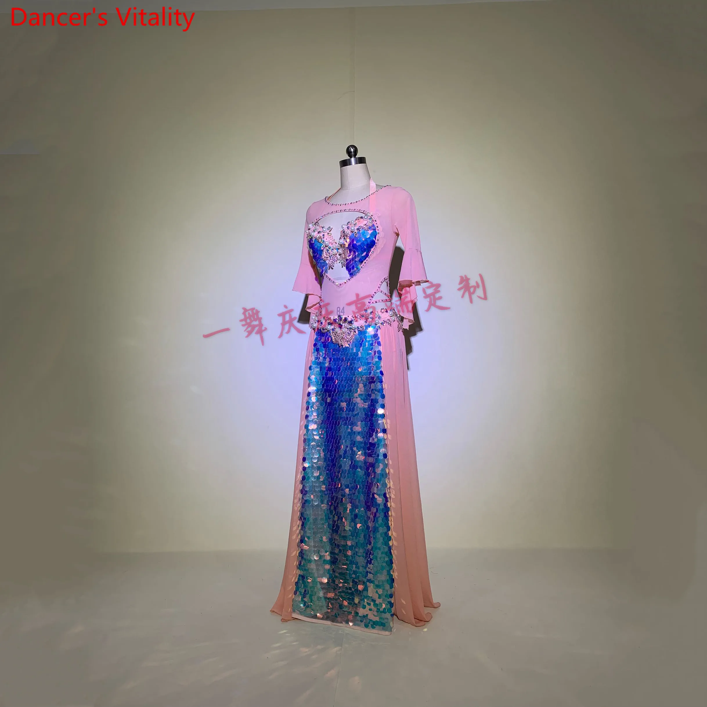 Женский костюм для танца живота прозрачный с бюстгальтером и юбкой блестками