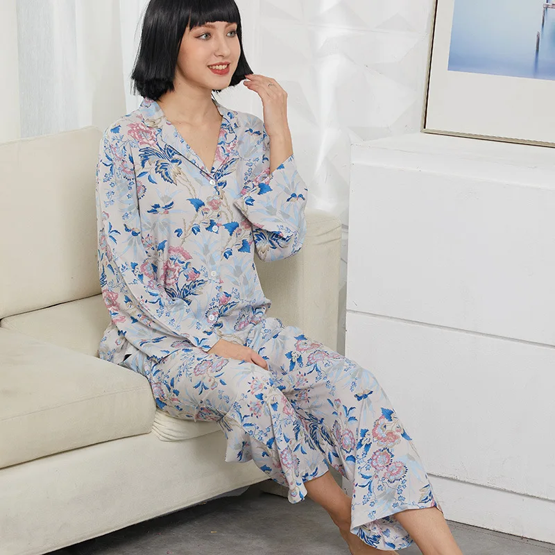 

2021 Spring New Long-sleeved Trousers Pajamas Women Cardigan Cotton Homewear Can Worn Outside Cartoon Flower Print Pajama Set