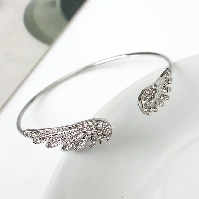 

E029 Korean fashion jewelry angel wing diamond bracelet personalized opening flash diamond wing Bracelet