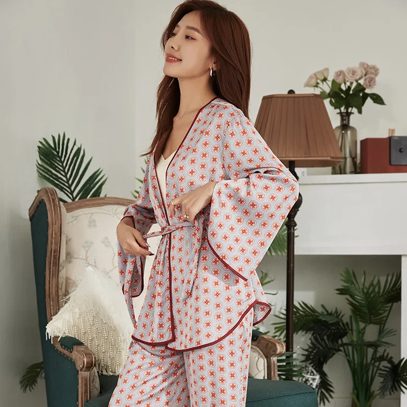 

Faux Silk 3PCS Pajamas Set Print Flower Women Sleepwear Satin Nightwear Silky Trouser Suit Pijamas Homewear Kimono Bathrobe Gown