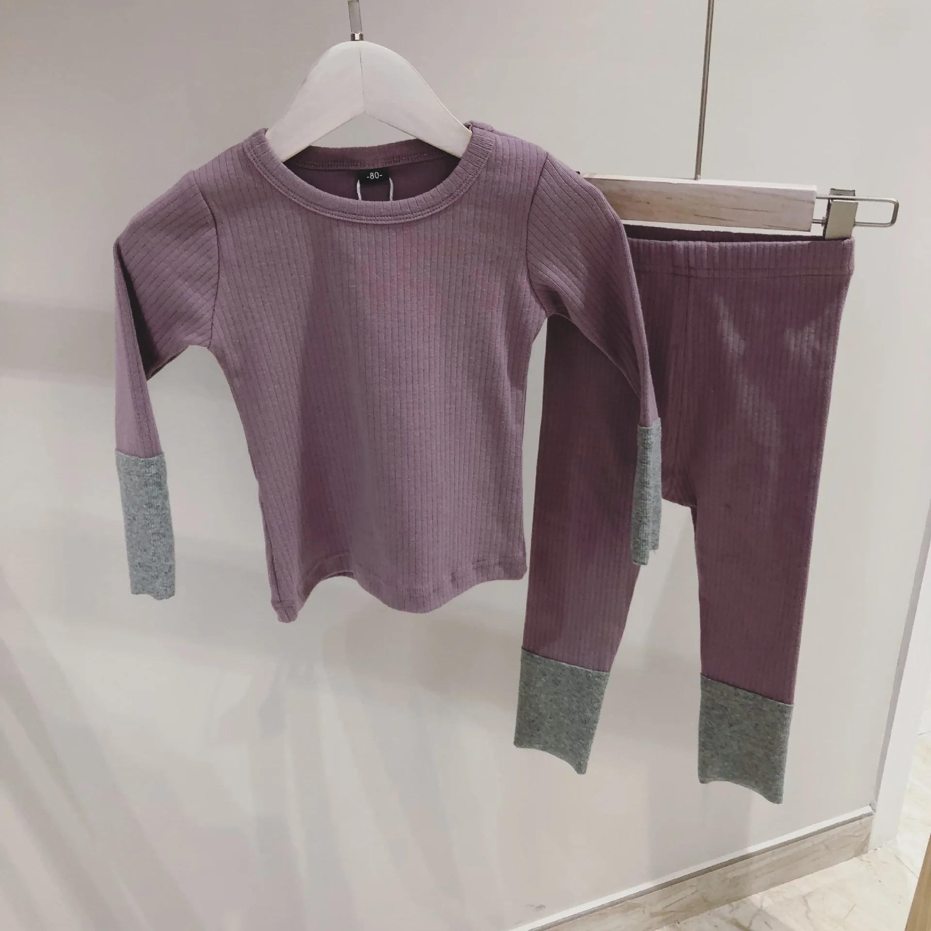 purple set Весенний детский спортивный костюм детский пижамный комплект в рубчик для маленьких мальчиков и девочек; хлопковая Домашняя одежда; комплект из футболки и штанов одежда для маленьких девочек - Цвет: purple set