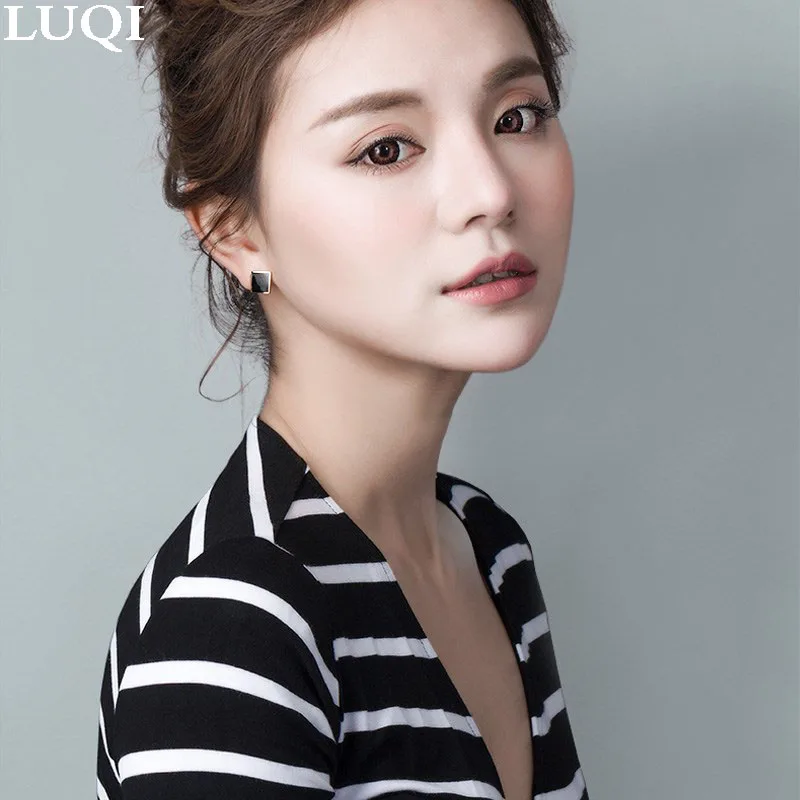 

Women's Fashion S925 Silver Plated Rose Gold Square Epoxy Temperament Stud Earrings E111