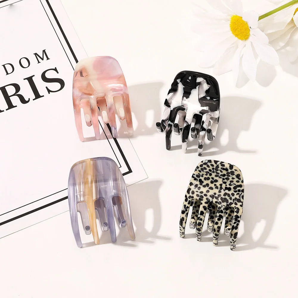 

Plastic Mini Hair Clip Claw Cute Hair Clips Color Leopard Hairpin Clamp for Ladies Headwear Hair Styling Tools Hair Accessories
