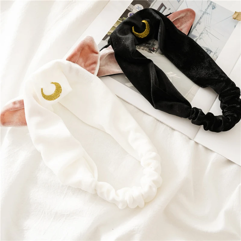 Повязка на голову женская с кошачьими ушками из кораллового флиса мягкая