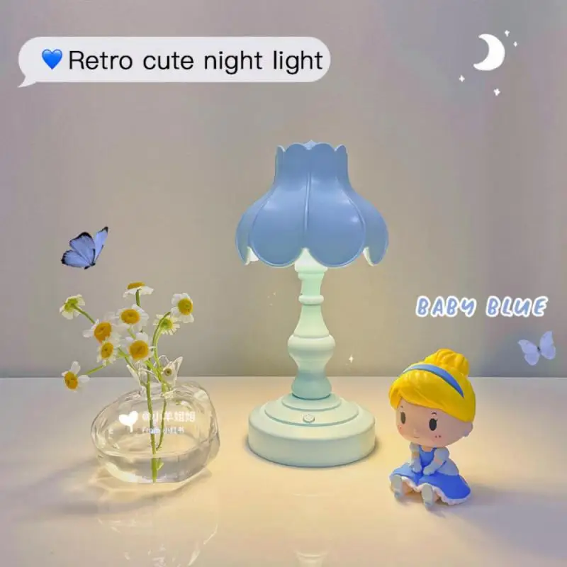 

Настольная лампа в виде листьев лотоса, регулируемый трехскоростной ночник в скандинавском стиле, портативный пластиковый декоративный св...