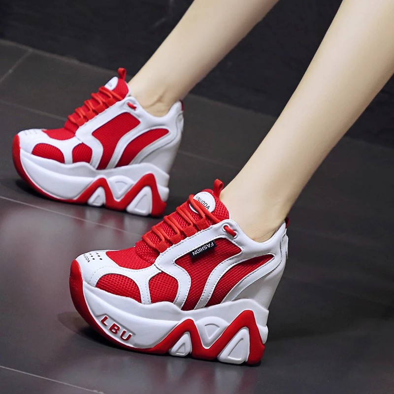 Женские кроссовки на платформе 2021 осенняя дышащая повседневная обувь танкетке 10