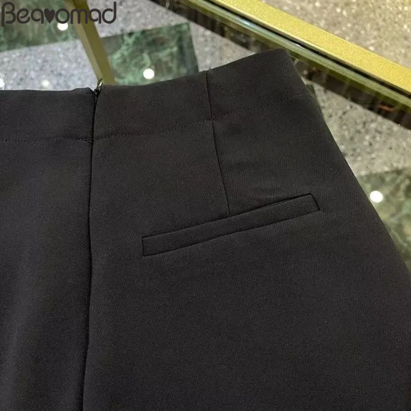 Bearomad 2021 Summer Women Fashion Black Shorts Casual Solid Pockets Button Loose Party Women's Hakama