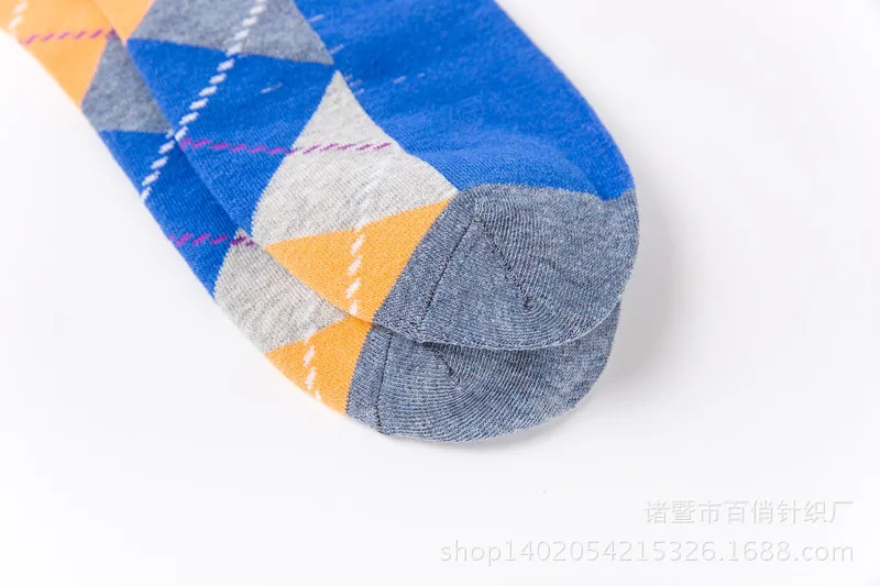 

Men and women new fashion popular logo happy grid gradient personality lovers stockings