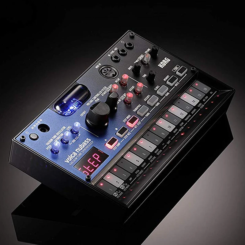 Аналоговый синтезатор клавиатуры с вакуумной трубкой Korg volca nubass | Спорт и