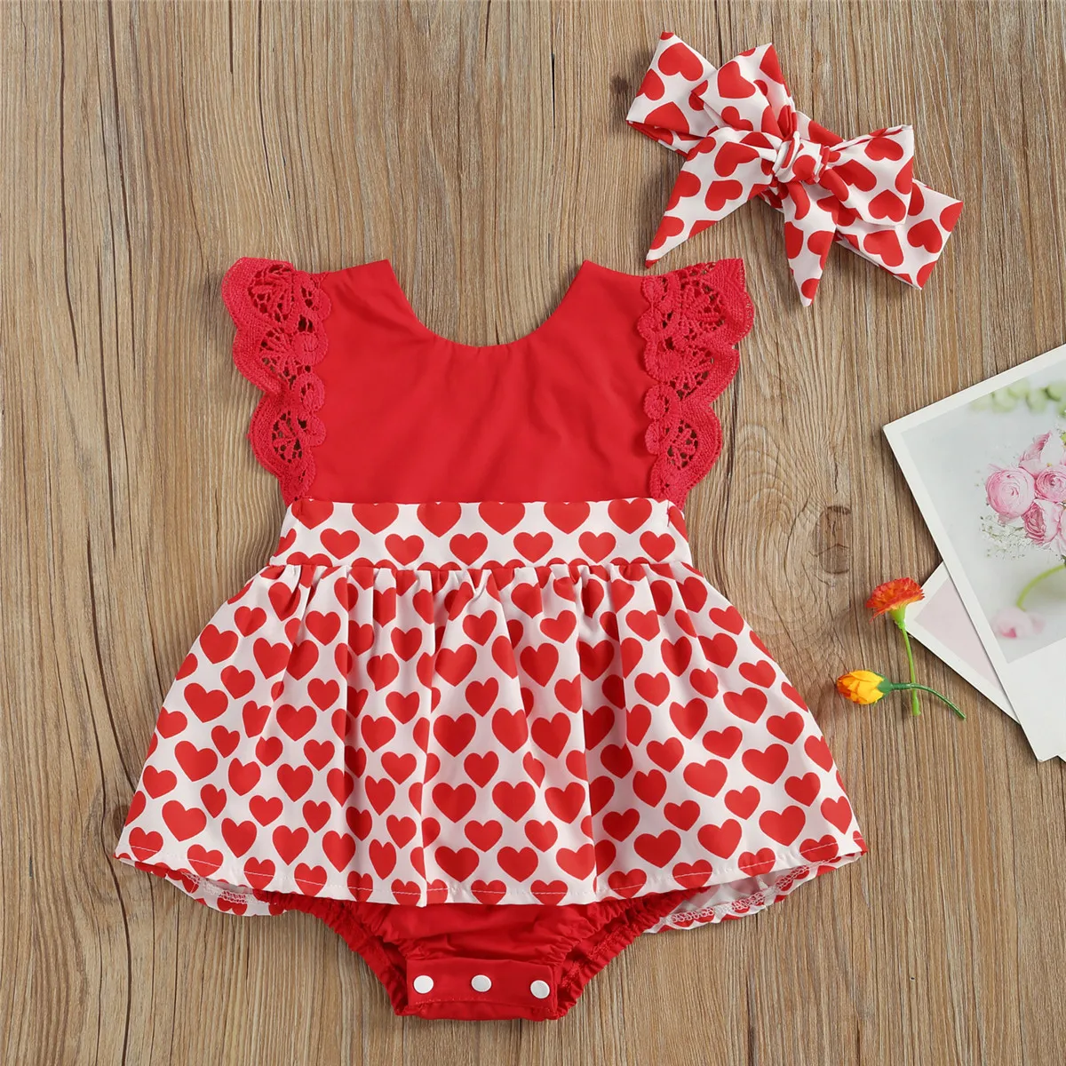 

Valentine's Day 0-24M Newborn Baby Girl Love Heart Romper Dress Sweet Lace Fly Sleeve Playsuit+Headband 2pcs