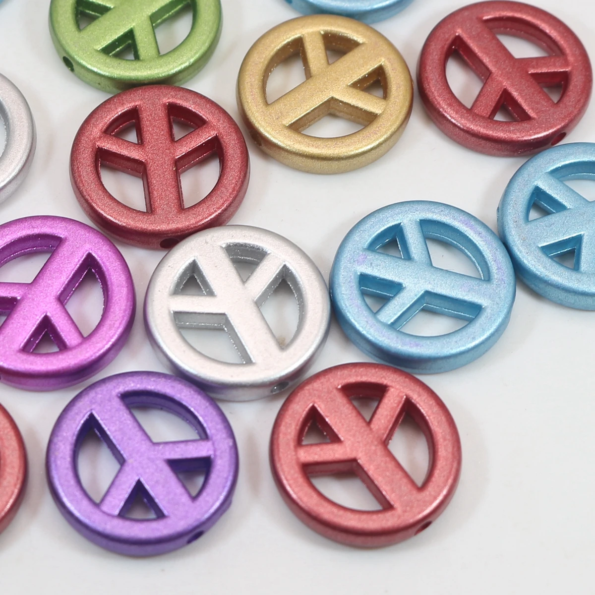 50 Mixed Metallic Colour Acrylic Peace Sign Beads Charms 20mm Jewelry Making