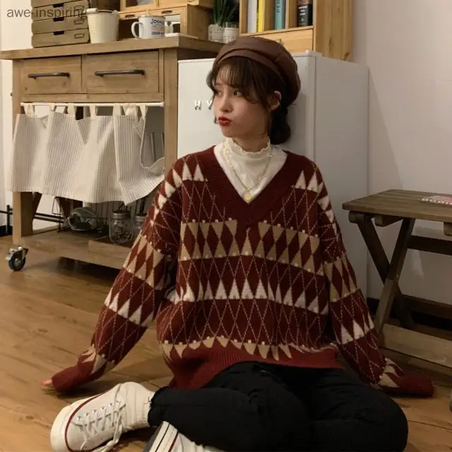 Пуловер женский трикотажный в стиле ретро с V-образным вырезом и длинными