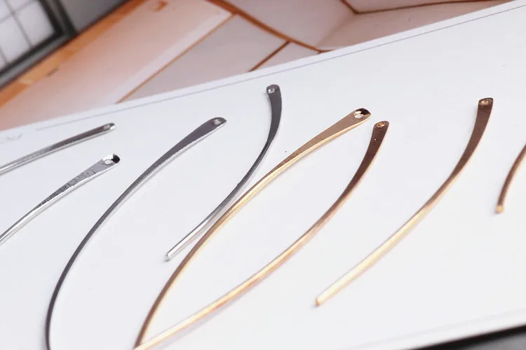 Серьги клипсы с медными подвесками в виде ивы| |