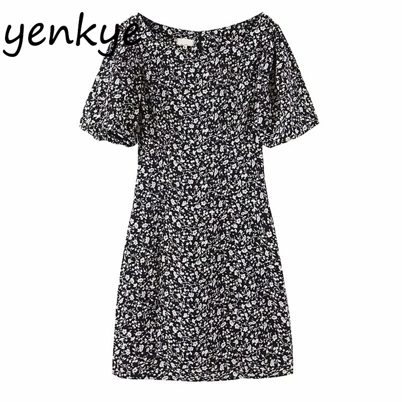 Женское приталенное платье с цветочным принтом летнее мини рукавами фонариками