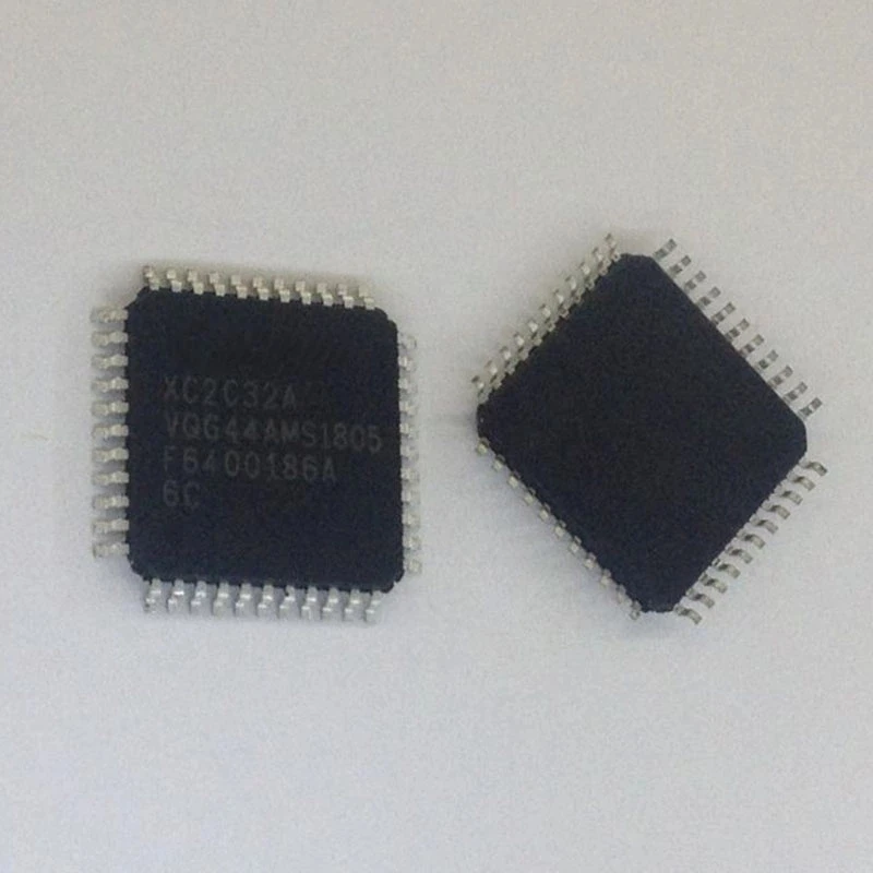 

2 шт./лот XC2C32A XC2C32A-6VQG44C QFP44 новый оригинальный