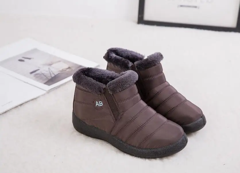 New Women Winter Snow Shoes Snow Boots Warm Plush Antiskid Bottom Thermal Waterproof women Ski Boots Size 35-43 C418