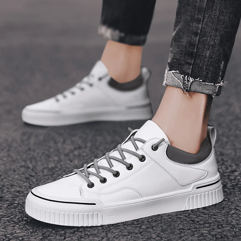 

genuine Leather Casual Men Sneakers Men Shoes Luxury Comfortable Breathable Ultra-light Shoes slip on black White fashion shoes