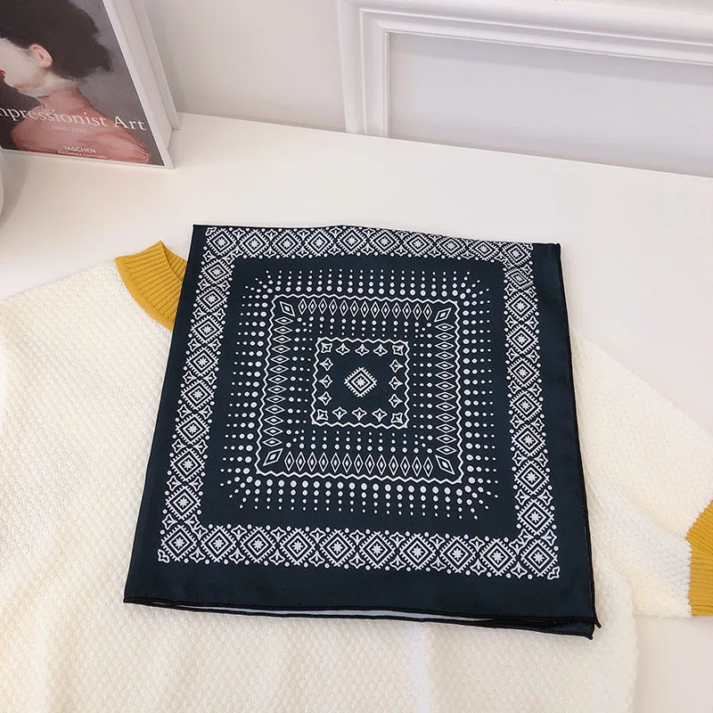 

3Colors Boho Multifunction Bandana Square Scarf for Women/Men Fashion Accessoires Silk-like Hair Handkerchief Bag Scarf 50*50cm