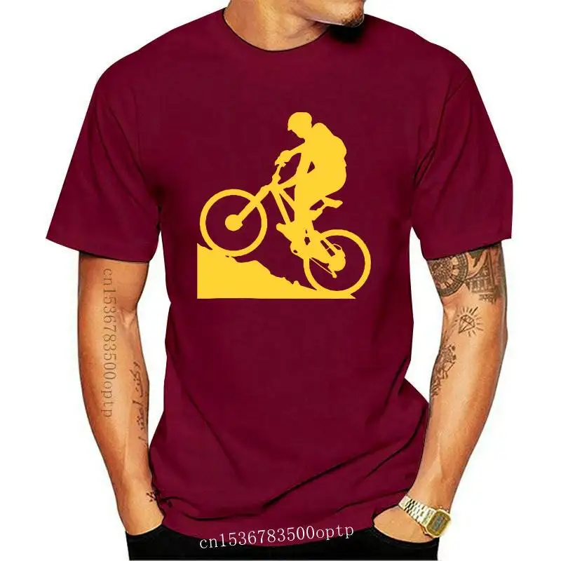 

On a bicycle Mountain design summer men short sleeve t-shirt print man cotton t shirt casual t shirt Brand