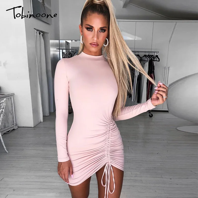 Женское мини-платье с длинным рукавом и высоким воротником | Женская одежда