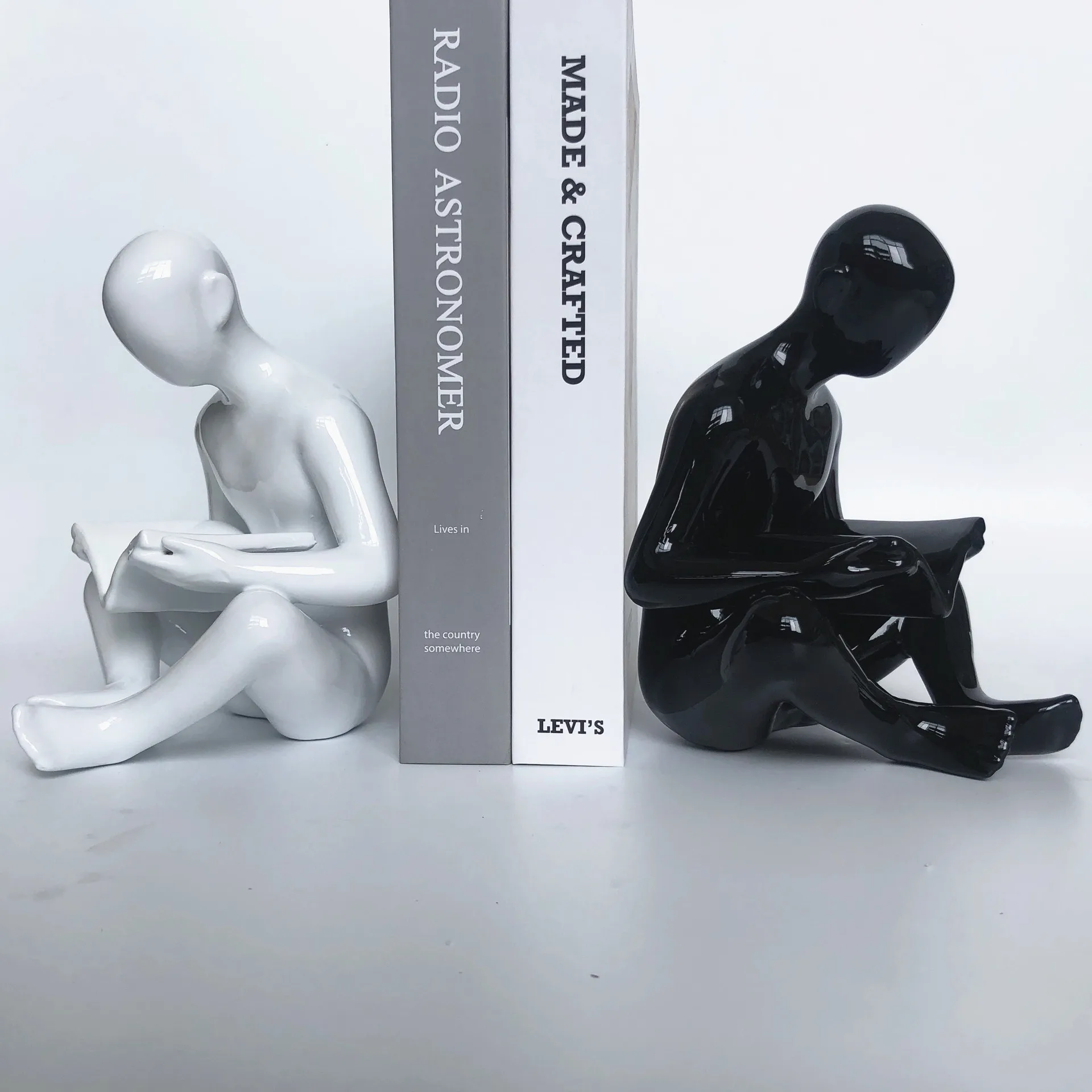 

Поделки из смолы, украшения, фигурки для чтения, аксессуары для дома, подставки для книг, аксессуары для украшения дома 14-14-19 см
