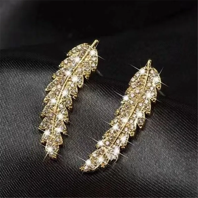 

Unique Vintage Classical Leaf Earrings for Women Exquisite Crystal Alloy Stud Earrings Fashion Jewelry Accessories Whole Sale