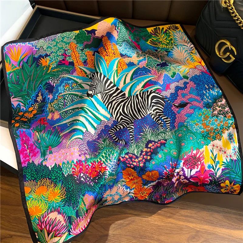 Женский шарф-пончо из натурального шёлка с принтом |