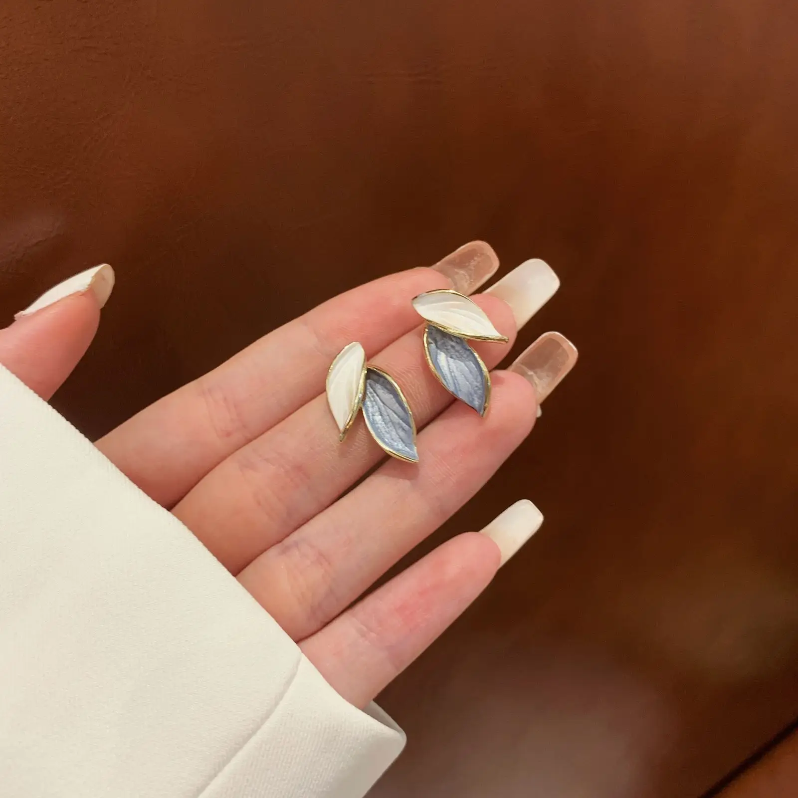 

Summer fashion Contracted exquisite earrings for woman korean oil painting wind design sense stud earrings party gift Jewelry