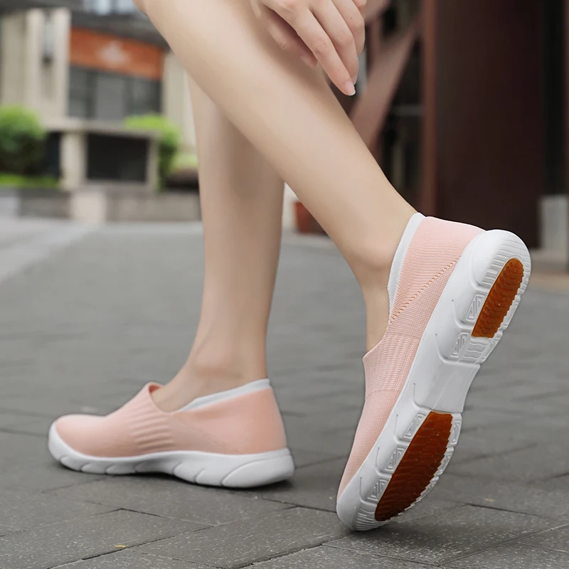 

Кроссовки женские спортивные, амортизирующие, для бега, черные, 36-43