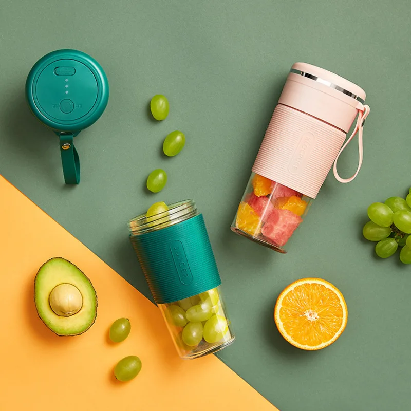 

Personal Smoothie Blender, Portable Blender Travel, Battery Powered USB 300ML Juicer Electric For Home,Office,Sports,Outdoors