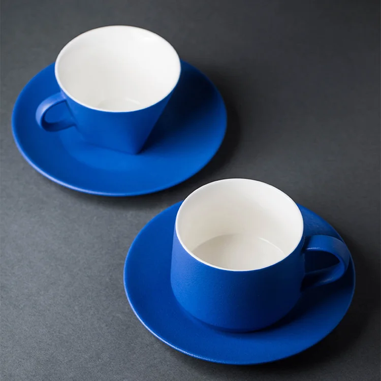 

Luxury Simplicity Tee Cup Set Porcelain Reusable Creative Ceramic Cup Coffee Mug Vintage Kahve Fincan Takimlari Drinkware DK50CT