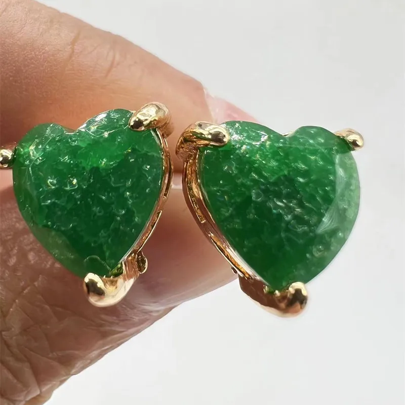 

Cute Female Small Green Heart Stud Earrings Resin Stone Fashion Gold Color Wedding Earrings Double Stud Earrings For Women