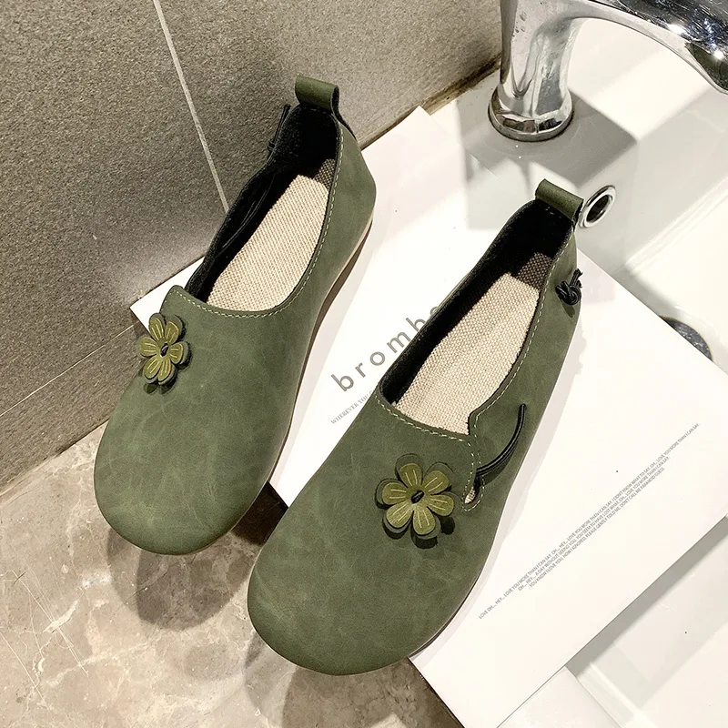 

2021 New spring autumn Women Flats comfortable Casual Shoes Loafers Sexy petals round head Women Shoes Female Footwear