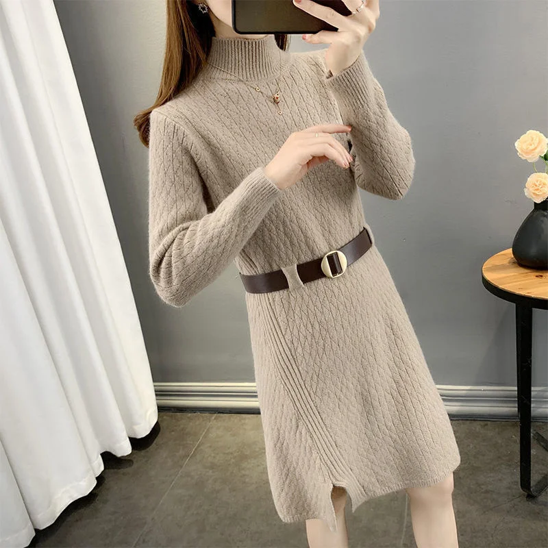 Женское трикотажное платье-туника с высоким воротником и поясом | Женская одежда