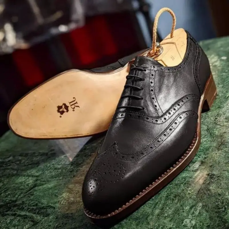 

Мужские классические туфли ботинки-оксфорды Дерби Brogue из искусственной кожи, классические удобные мужские туфли, أحская ская обувь ZQ0726
