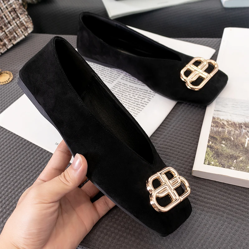 

2020 spring new Plus size black women shoes flat shoes square head fashion patent leather crack ladies shoes flats Boat shoes