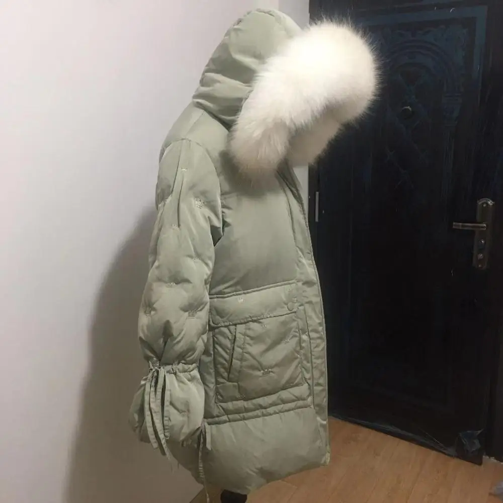 Зимнее Новое модное пальто на утином пуху с вышивкой короны женский теплый