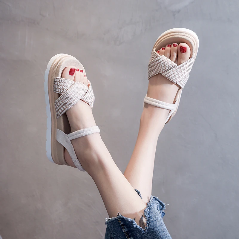 

2021 Summer Muffins shoe All-Match Velvet Shoes Clogs With Heel Wedge Sandals for Women Med Suit Female Beige Flat Suede Thick P
