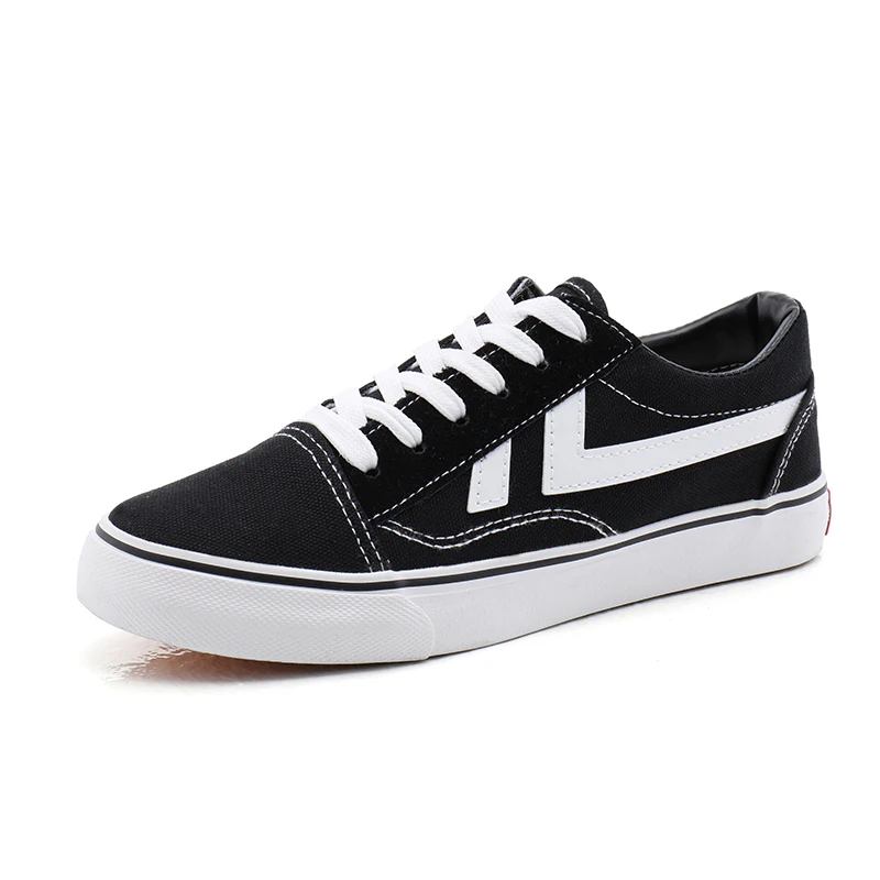 

Classic Canvas Shoes New Fashion Men Women Black White Vulcanized Shoes Skate Sneakers Skateboard Shoes Size 35-44