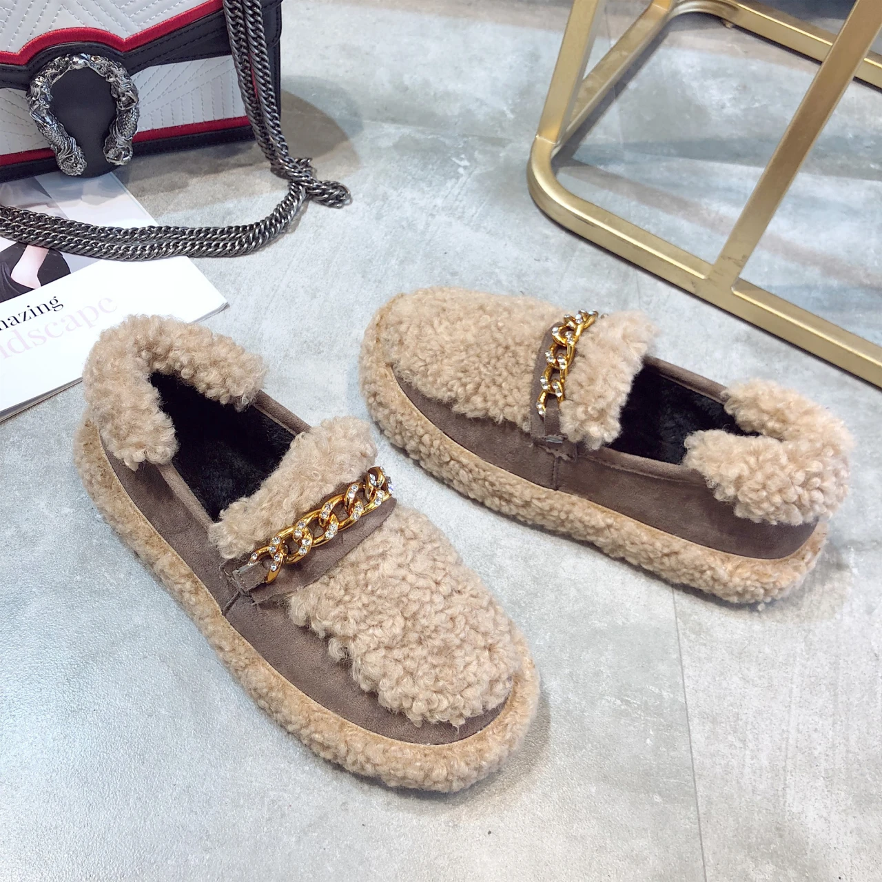 

Woolen fur women metal chain cashmere flats winter warm cotton shoes woman celebrity shearling loafers 2021 womens shoes