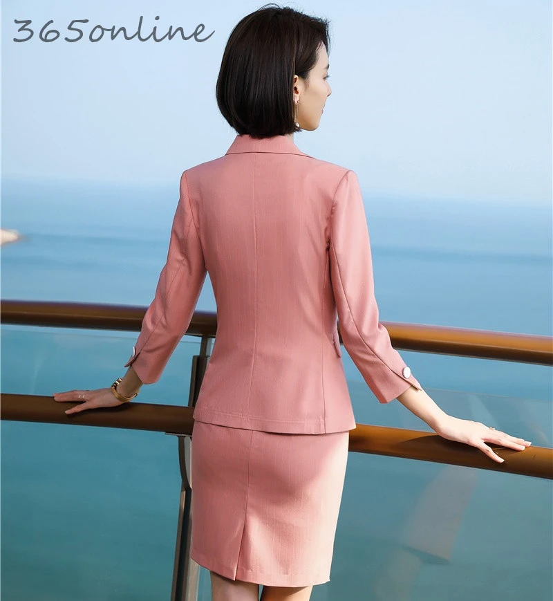 Женский деловой костюм с юбкой и пиджаком комплект из блейзера розового цвета в