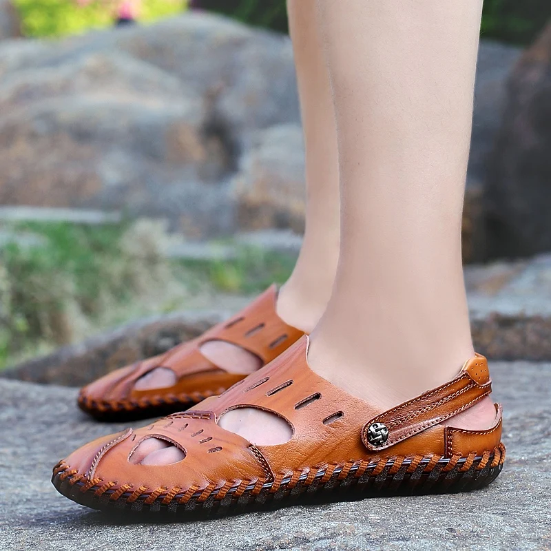 

2020 summer new personalized hollow out Baotou sandals dual purpose beach slippers large size handmade casual men's shoes