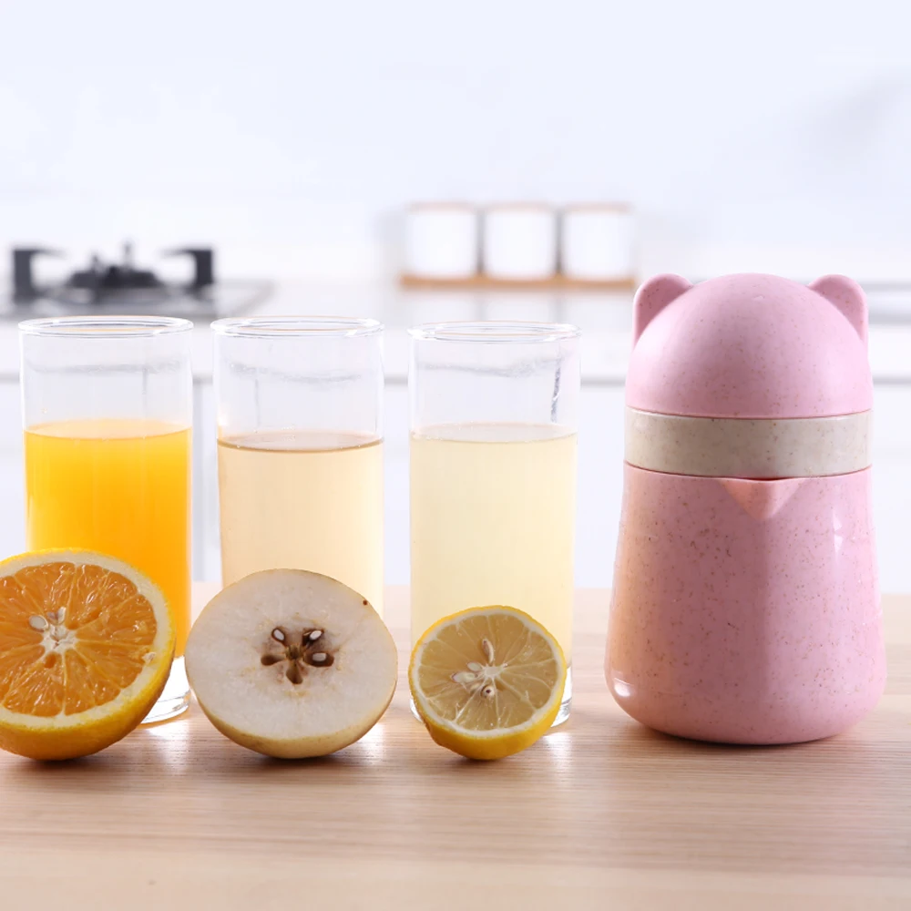 Мини соковыжималка для фруктов бутылки воды бытовая ручная бутылка сока